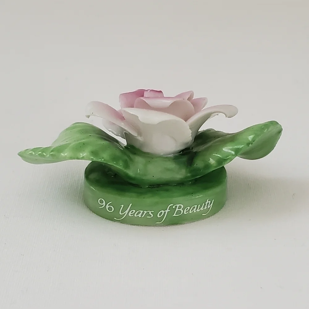 Vintage 1980's Avon Small Treasures Mini Pink Rose